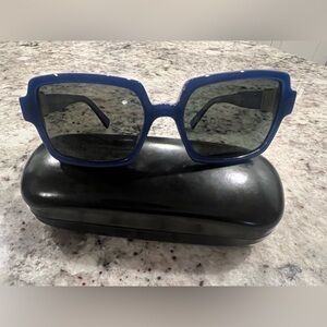 Brand new women’s Seraphin sunglass